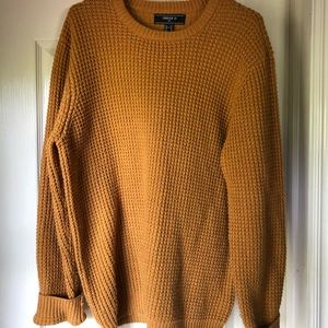 Oversized mustard sweater. Men’s XL.